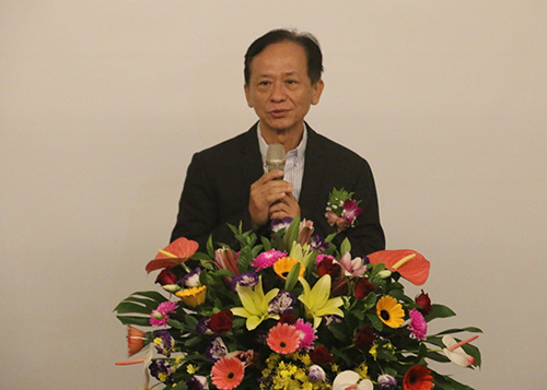 1081104-04.jpg 1081104-04.jpg