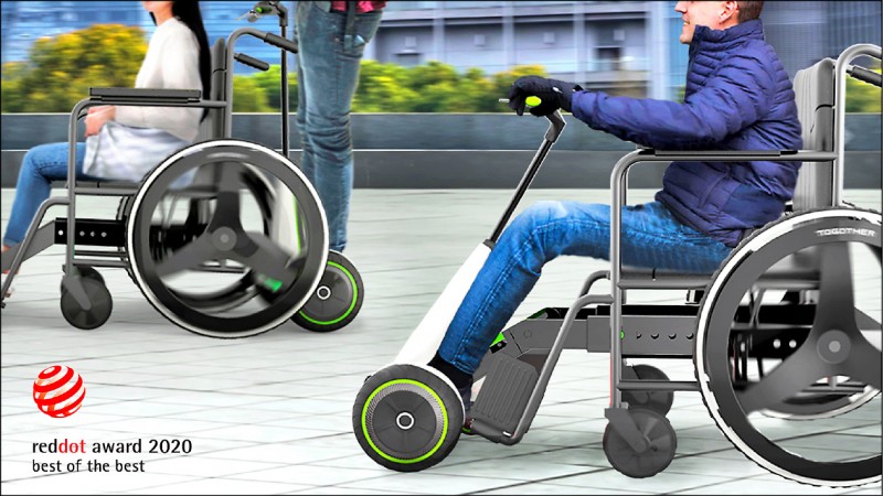 雲林科技大學學生設計的「TOGOther-無障礙電動輔助載具」,獲今年德國紅點設計大獎「Best of the Best」(最佳設計獎)肯定。(雲科大提供)