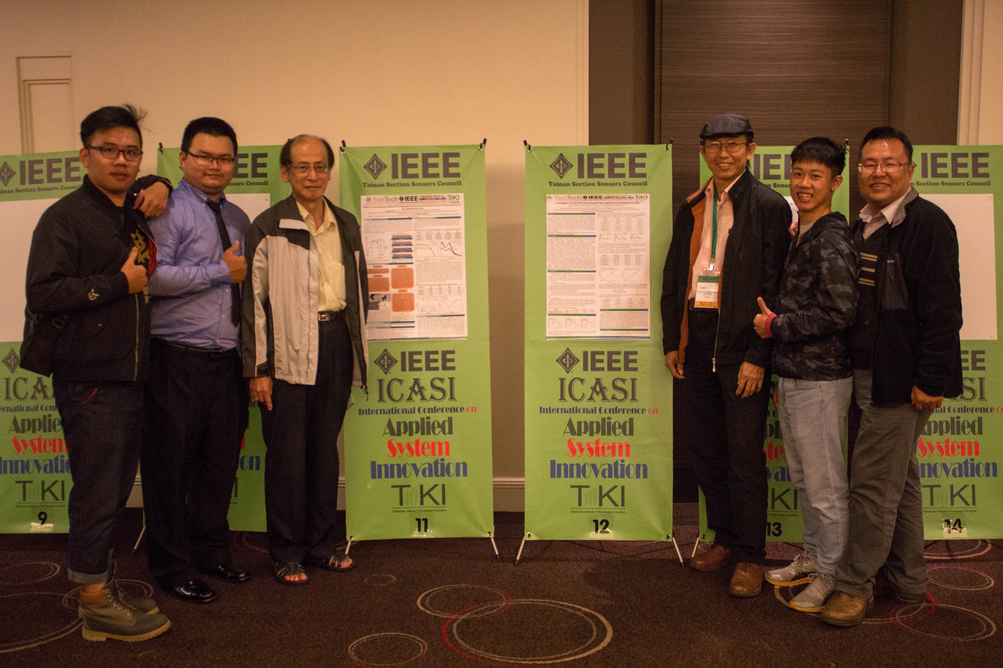 周榮泉老師與周學韜老師研究群 周榮泉老師與周學韜老師研究群