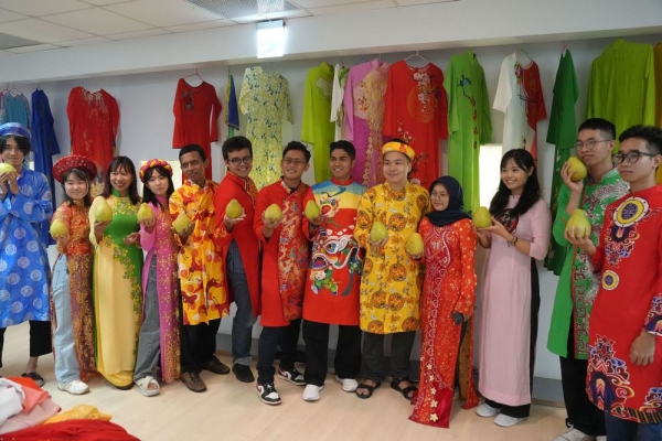 雲科大舉辦「越南文化體驗暨中秋同樂活動」 國際生與本國師生共享跨文化交流